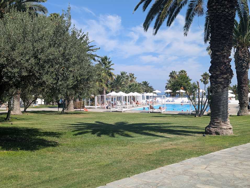 Pool Kassandra Palace Seaside Resort