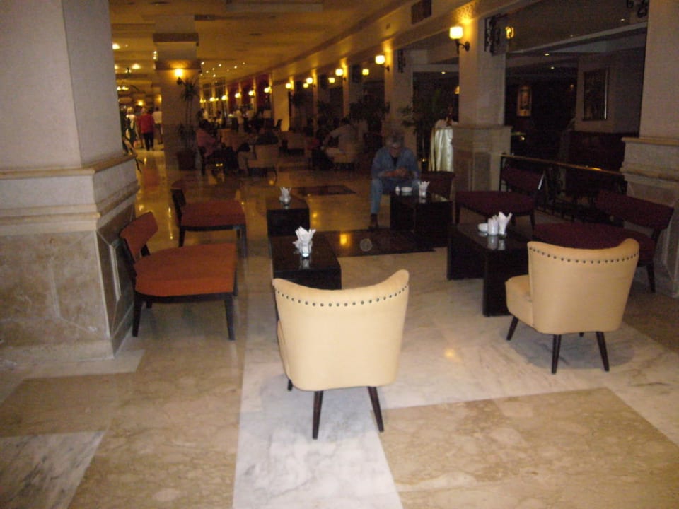 Холл отеля Sindbad Club