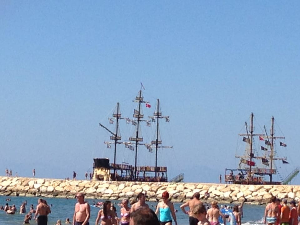 Eigener Strand Hane Family Resort