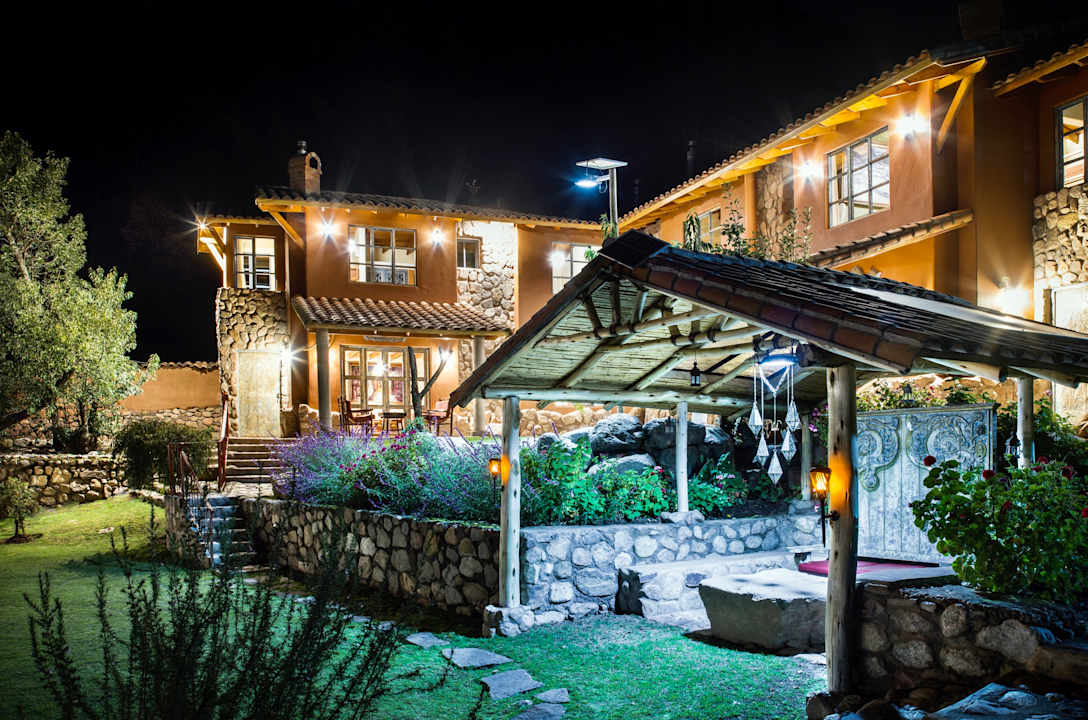 Außenansicht VILLA APU CHICON (Apu Wasi-Inti Wasi-La Huerta)