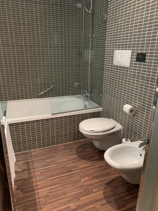 Zimmer AC Hotel Bologna by Marriott