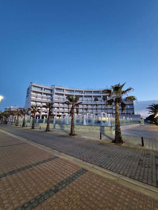 Außenansicht Aparthotel Fontanellas Playa
