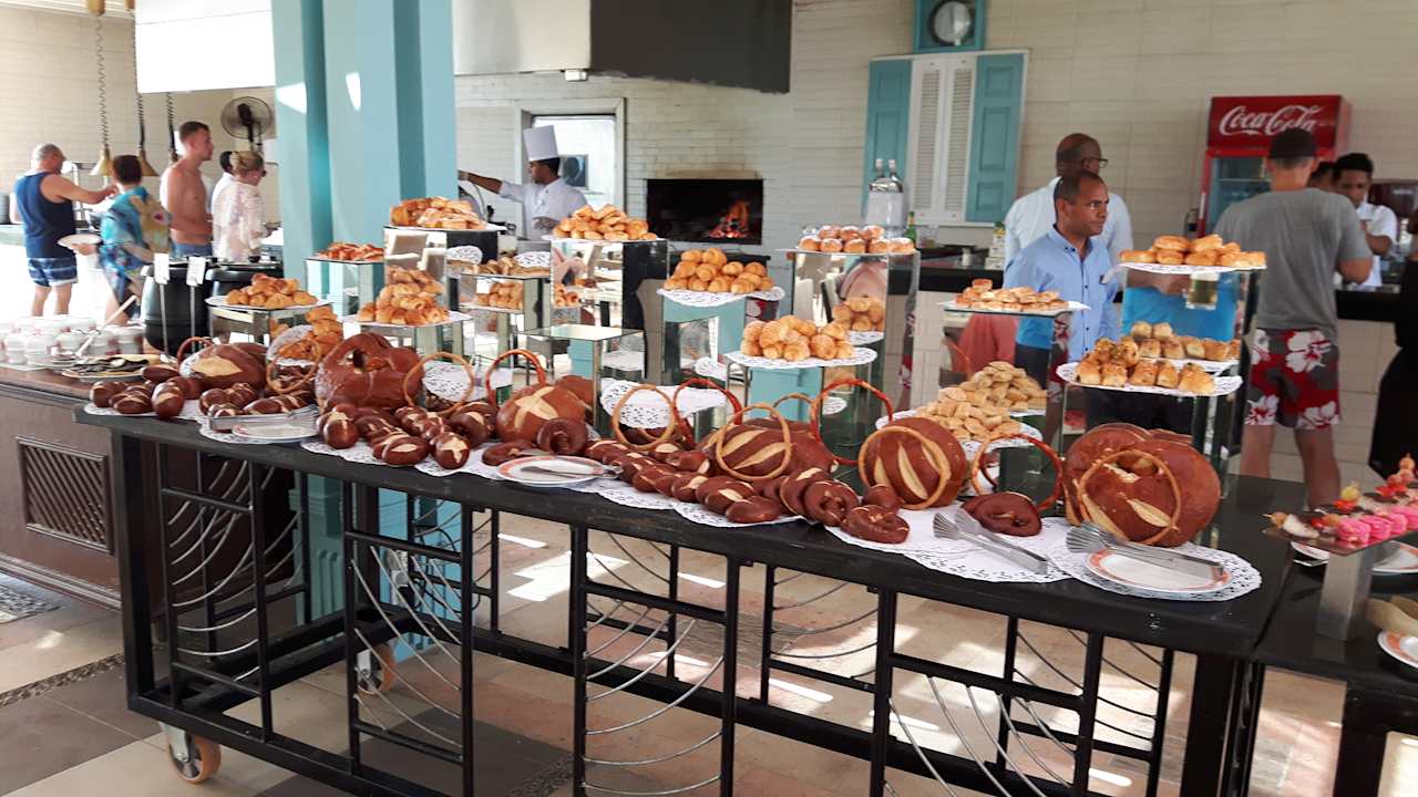 Gastro SUNRISE Crystal Bay Resort