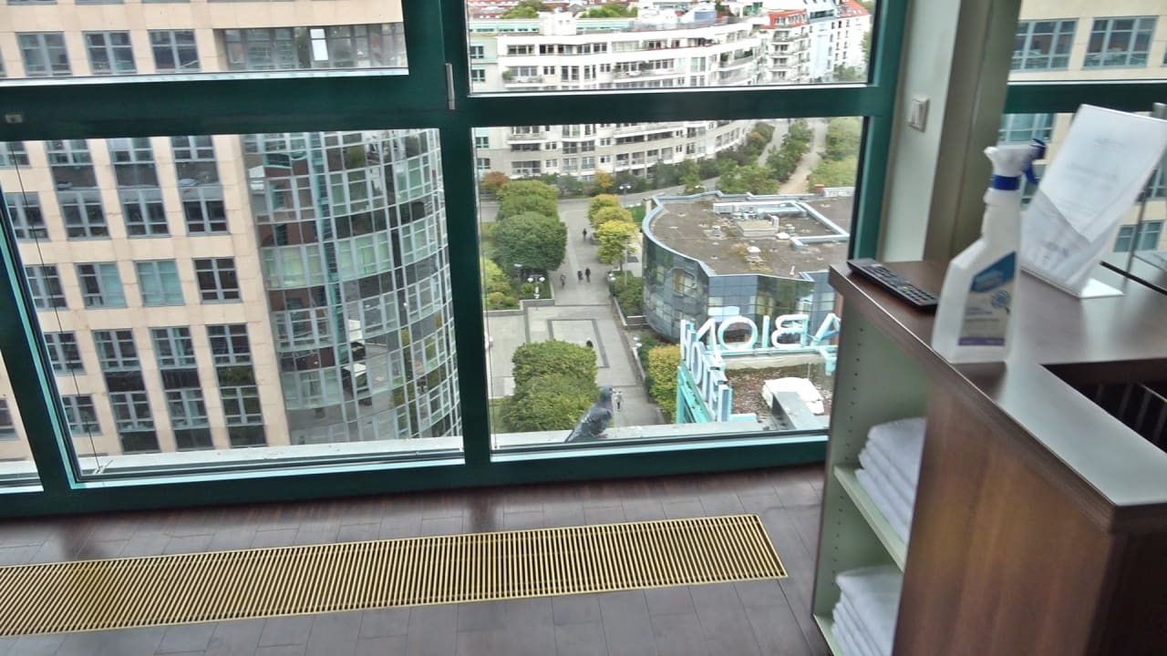 Ausblick AMERON Berlin ABION Spreebogen Waterside