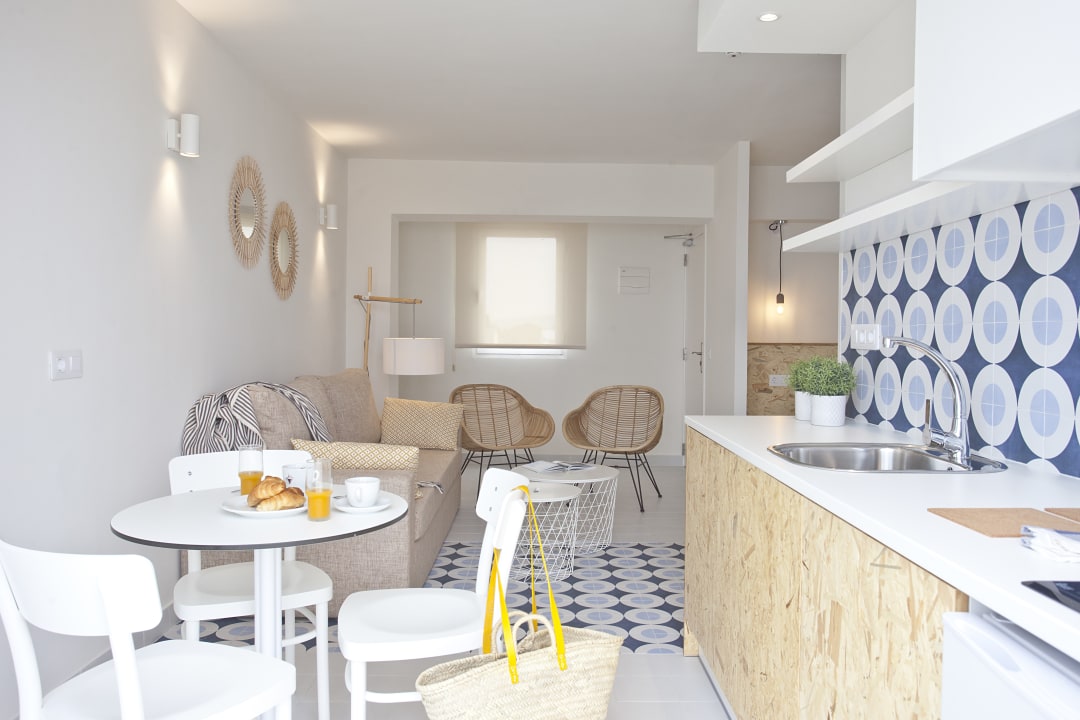 Zimmer BJ Cala Morlanda Estudios