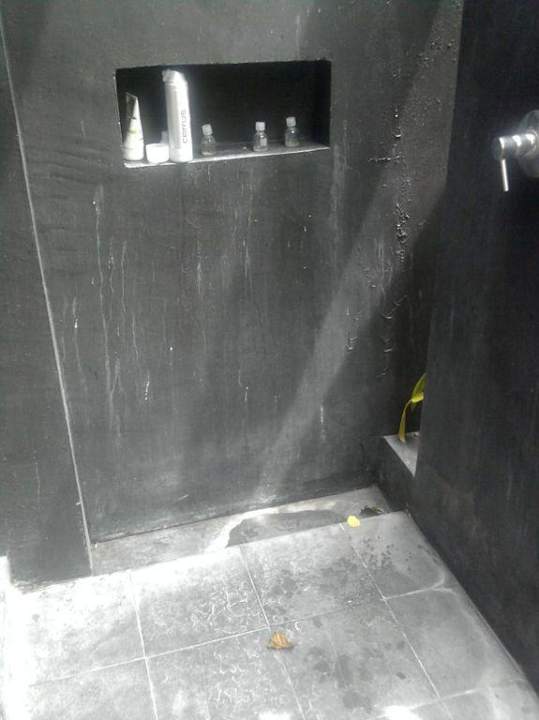 Dusche nach dem Housekeeping Hotel AKA Resort Hua Hin