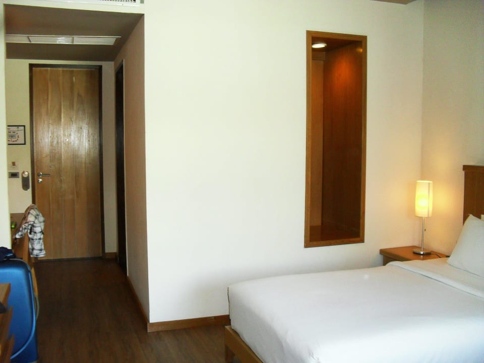 Blick zum Bad und Ausgang Sai Kaew Beach Resort