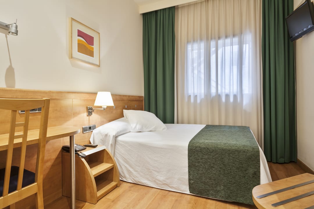 Zimmer Hotel Acta Antibes