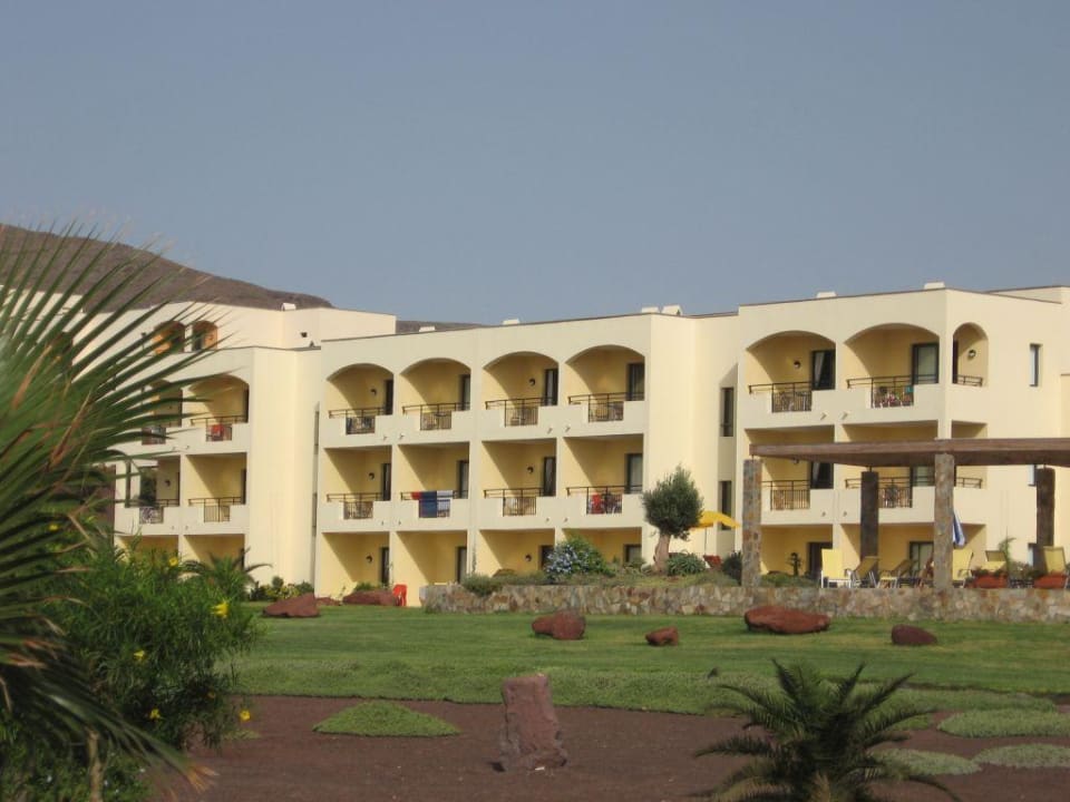 Außenaufnahme Block 1 im Bahia Grande Playitas Aparthotel