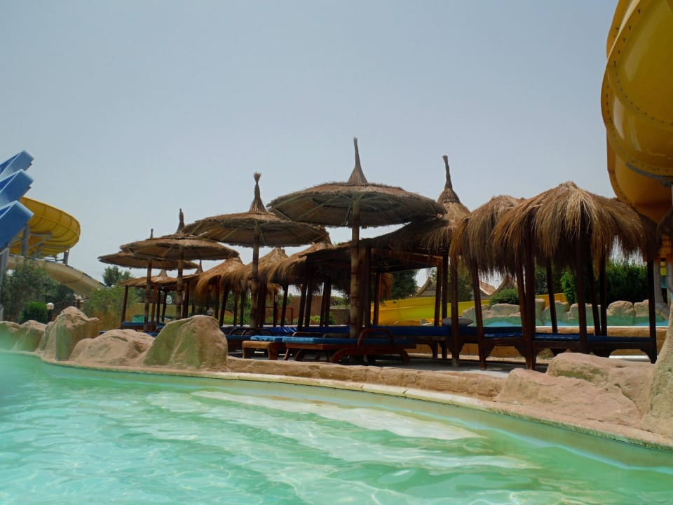 Ausstieg aus einem der Rutschenpools Pickalbatros Jungle Aqua Park Resort - Neverland Hurghada