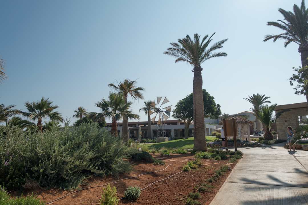Gartenanlage Anissa Beach & Village