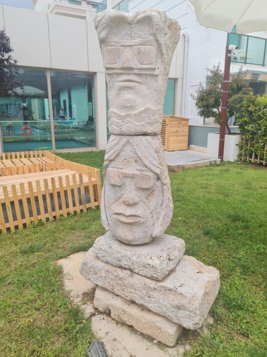 Gartenanlage Dosinia Luxury Resort