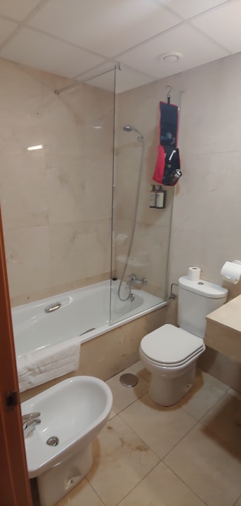 Zimmer Madrid Airport Suites, Affiliated by Meliá