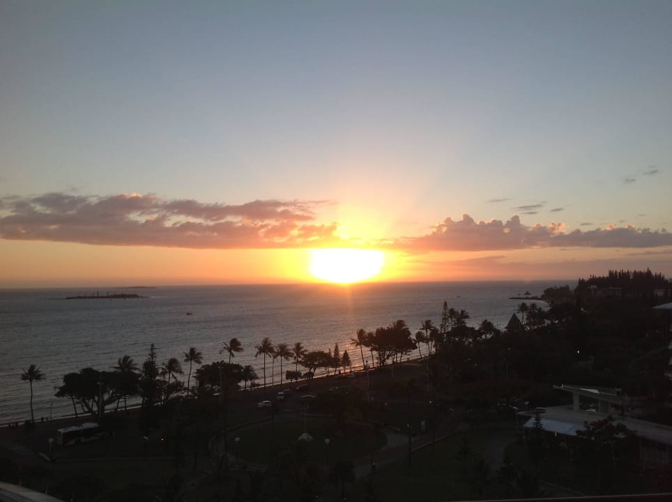 Hotel views at sunset Hilton Noumea La Promenade Residences