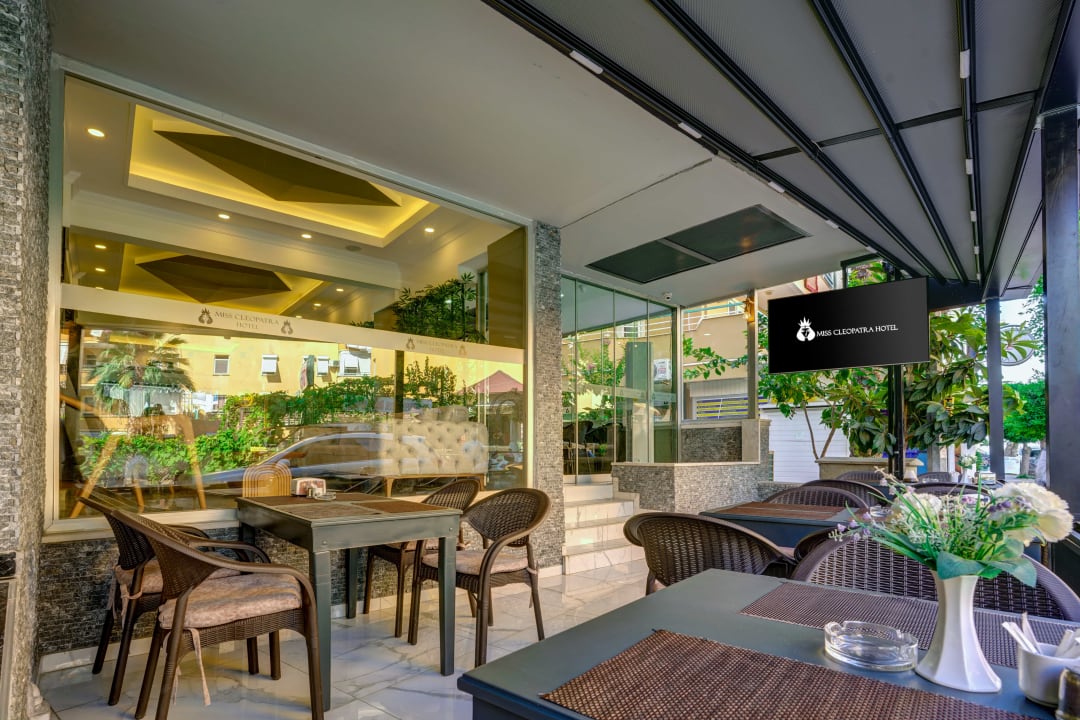 Gastro Miss Cleopatra Hotel