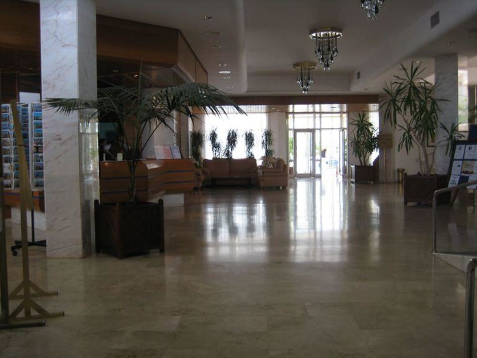 Eingangsbereich Parque Nereida Suites Hotel