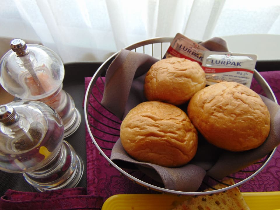 Gastro Crowne Plaza Nairobi Airport