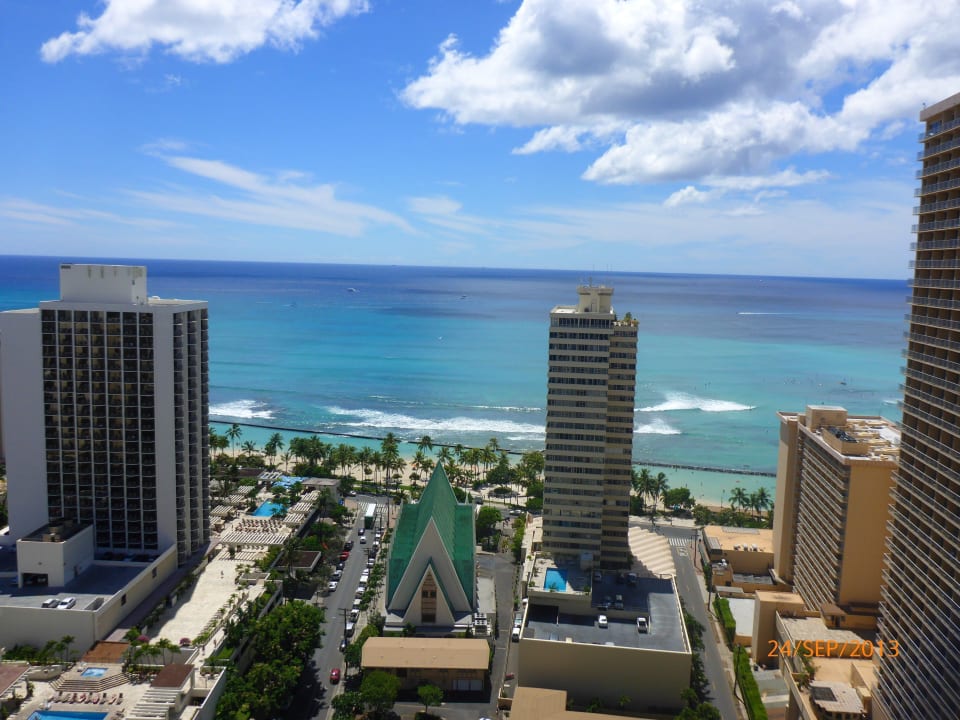 Ausblick vom Balkon im 32. Stock Hilton Waikiki Beach