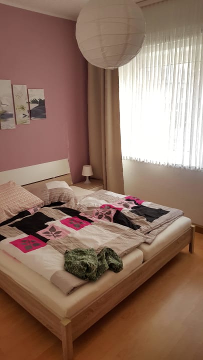 Schlafzimmer Ferienwohnung in Zwenkau