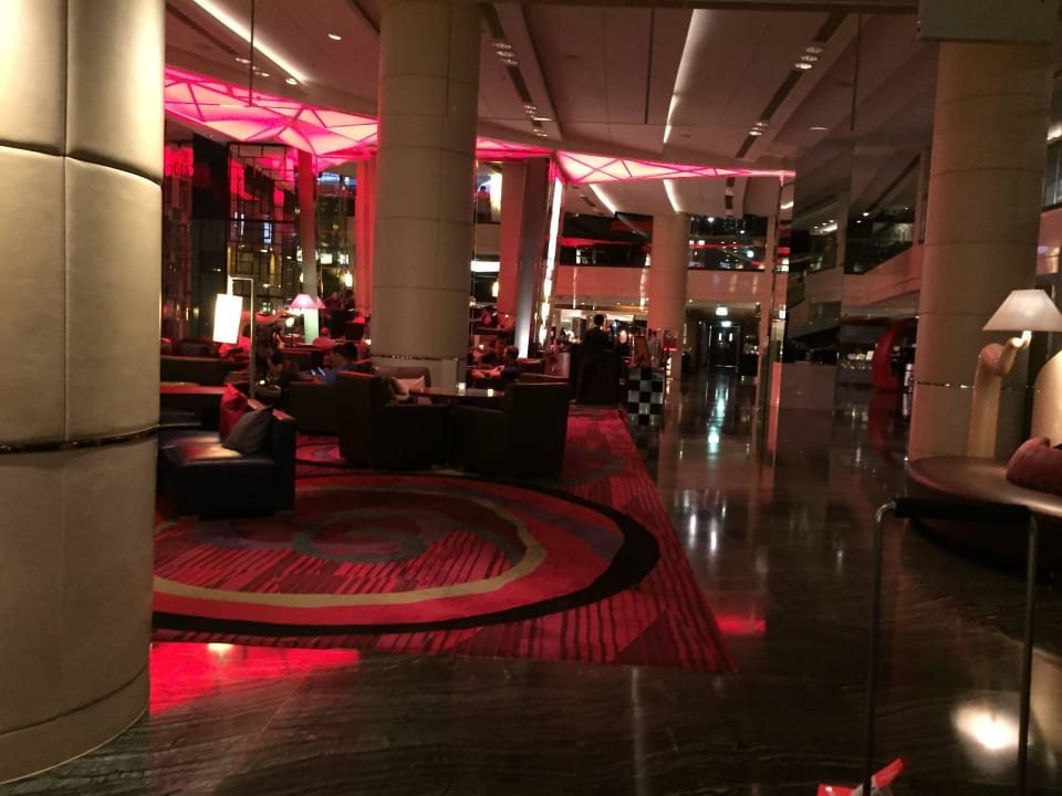 Lobby Hong Kong SkyCity Marriott Hotel