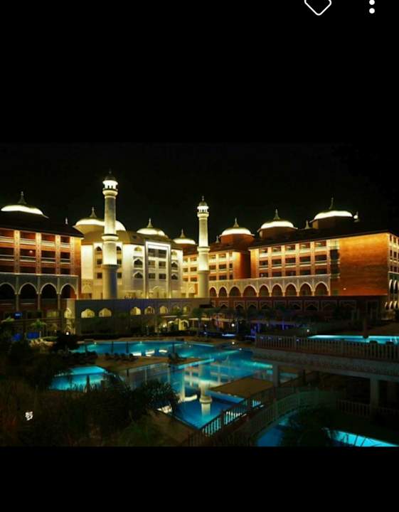 Außenansicht Royal Taj Mahal Hotel