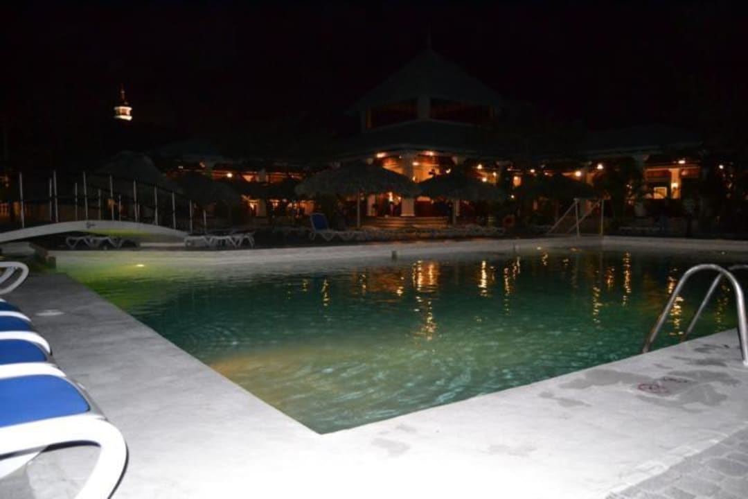 Pool Playabachata Hotel