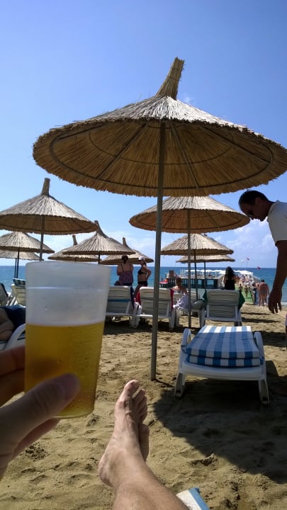 Strand Quattro Beach Spa & Resort