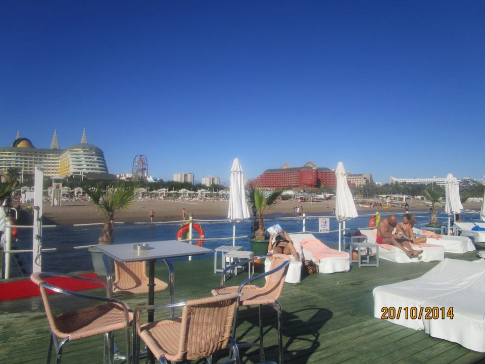 Von der Imperialstegbrücke zum Palace Hotel Delphin Palace
