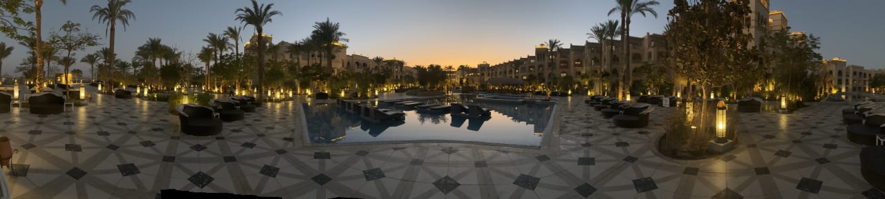 Gartenanlage The Grand Palace - Adults only