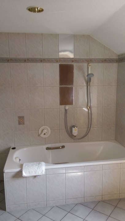 Unser Zimmer - Bad Hotel Rothenburger Hof