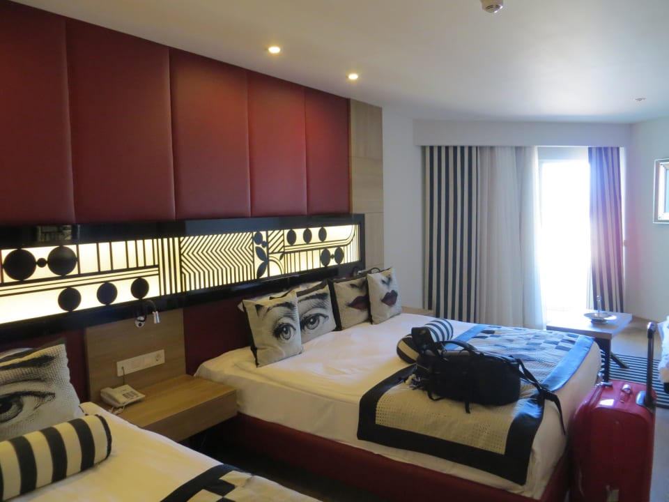 Groß und modern Hotel Delphin Imperial