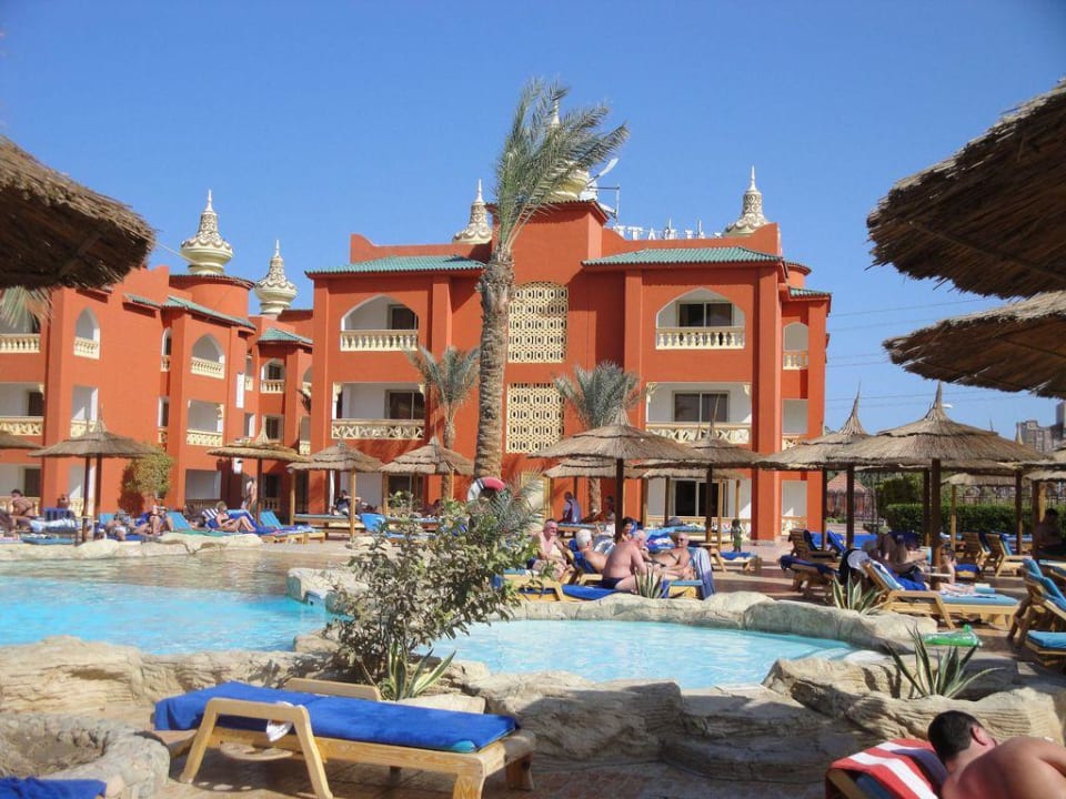 Oasis Pool Pickalbatros Alf Leila Wa Leila Resort - Neverland Hurghada