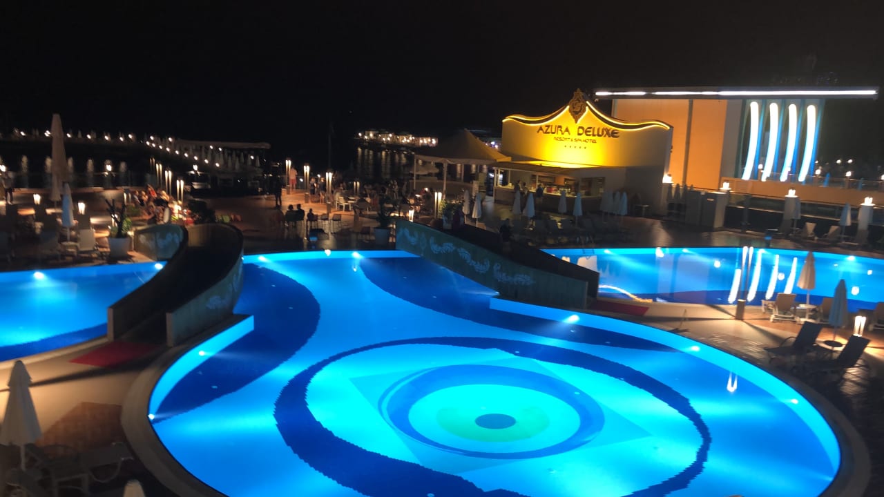 Pool Azura Deluxe Resort & Spa Hotel