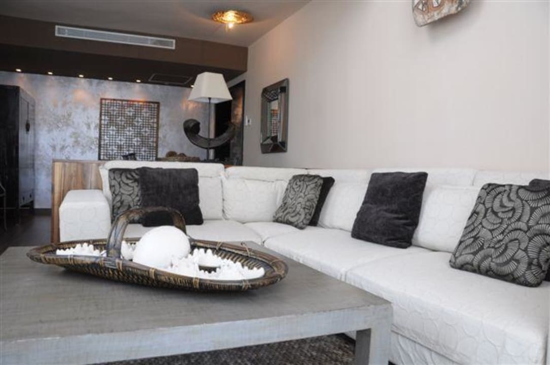 Wohnzimmer Gran Suite Royal Swimmingpool Catalonia Royal Bavaro - Adults only