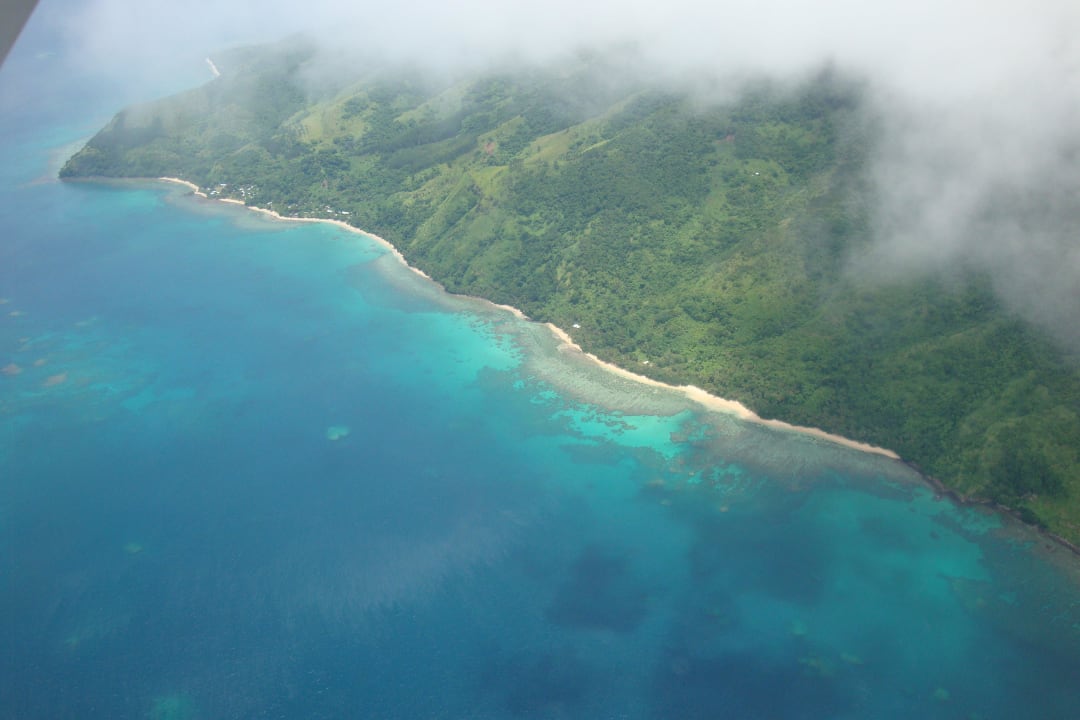 Strand von Kadavu von oben Papageno Resort