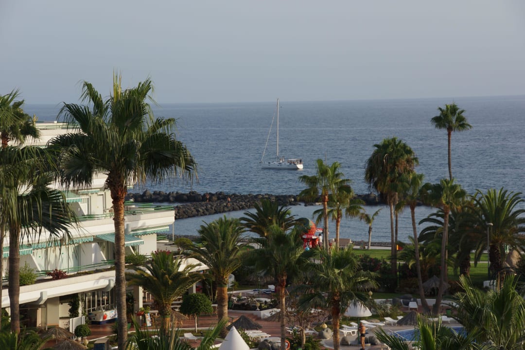 Vom Balkon aus konnte man die Schiffe beobachten Hotel Riu Palace Tenerife