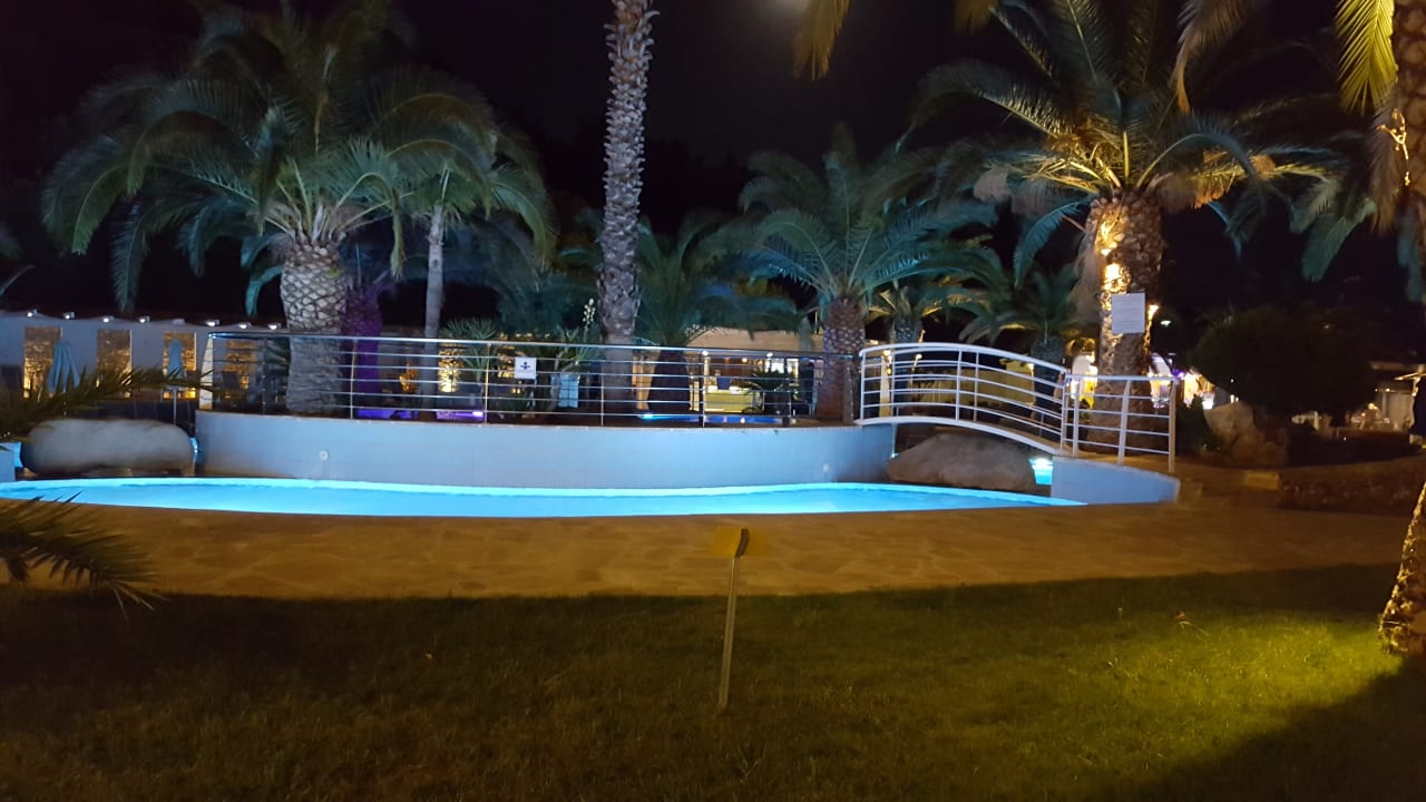 Pool Hotel Lagomandra Beach