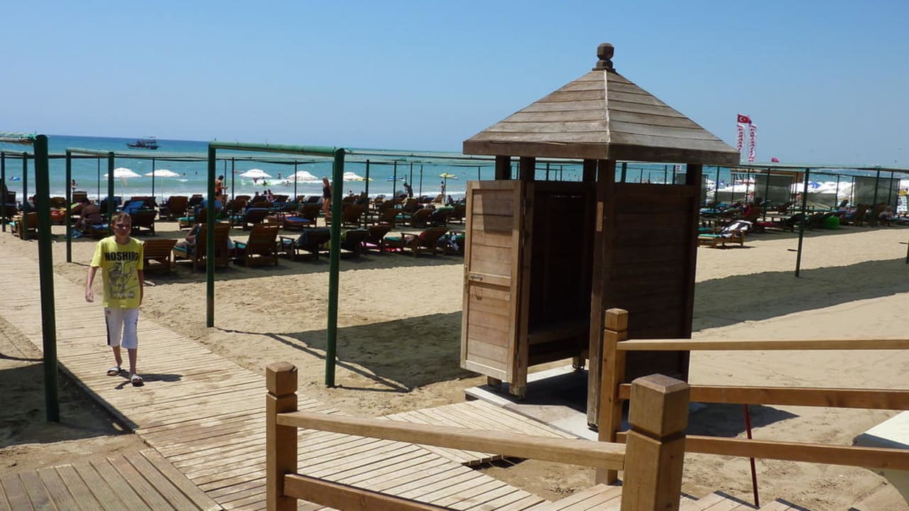 Strandbereich Nerton Hotel - Erwachsenenhotel ab 16 Jahren