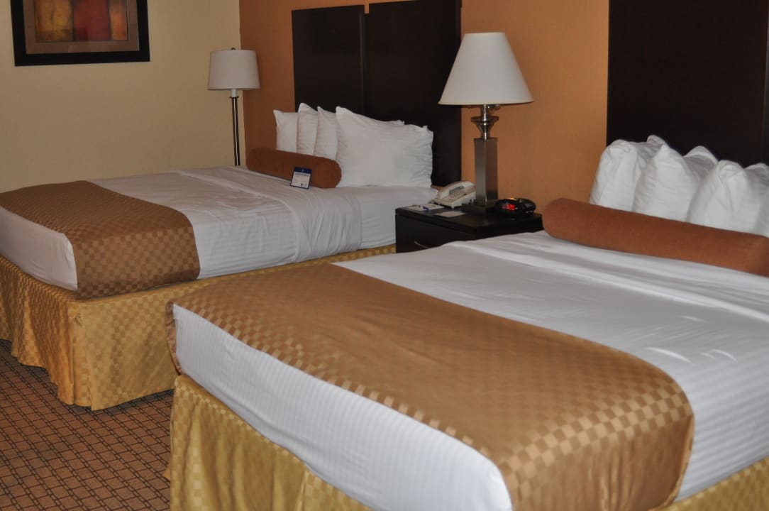 Doppelzimmer mit 2 Queensize Beds Best Western Plus Hotel Universal Inn