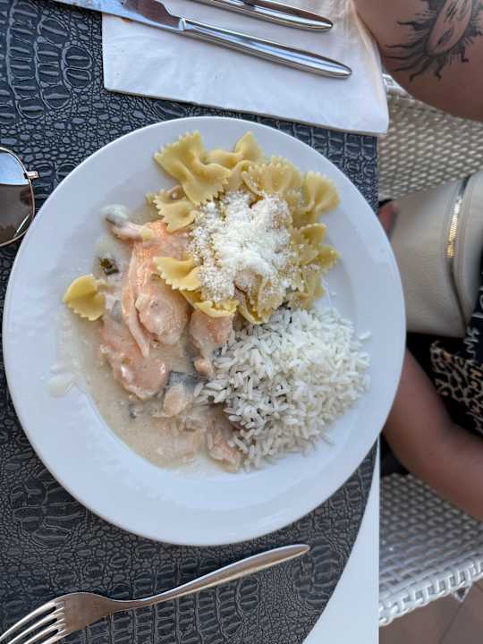 Gastro Landmar Playa La Arena