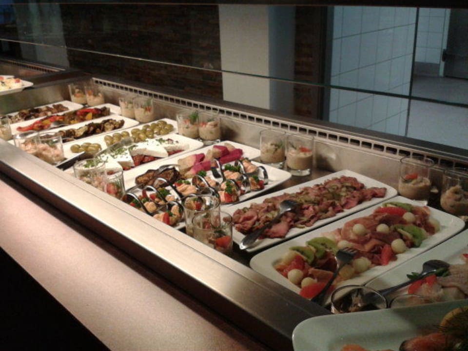 Vorspeisenbuffet Okt. 2013 Raitelberg Resort