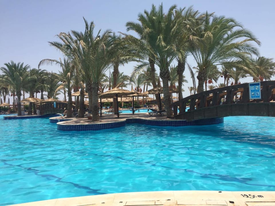 Pool Sea Beach Aqua Park Resort Managed by Blue Resorts