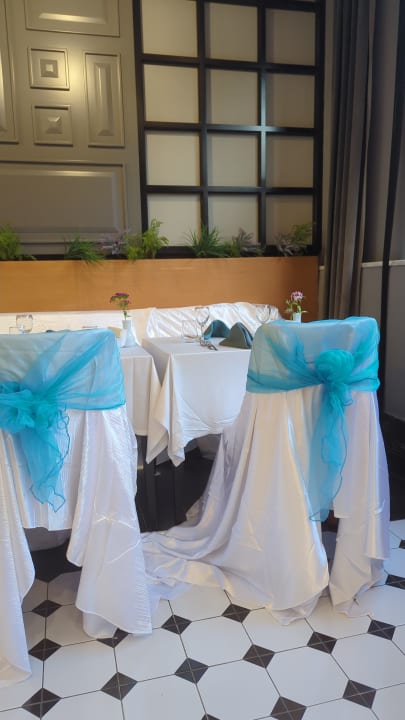 Gastro Seaden Valentine Resort & Spa