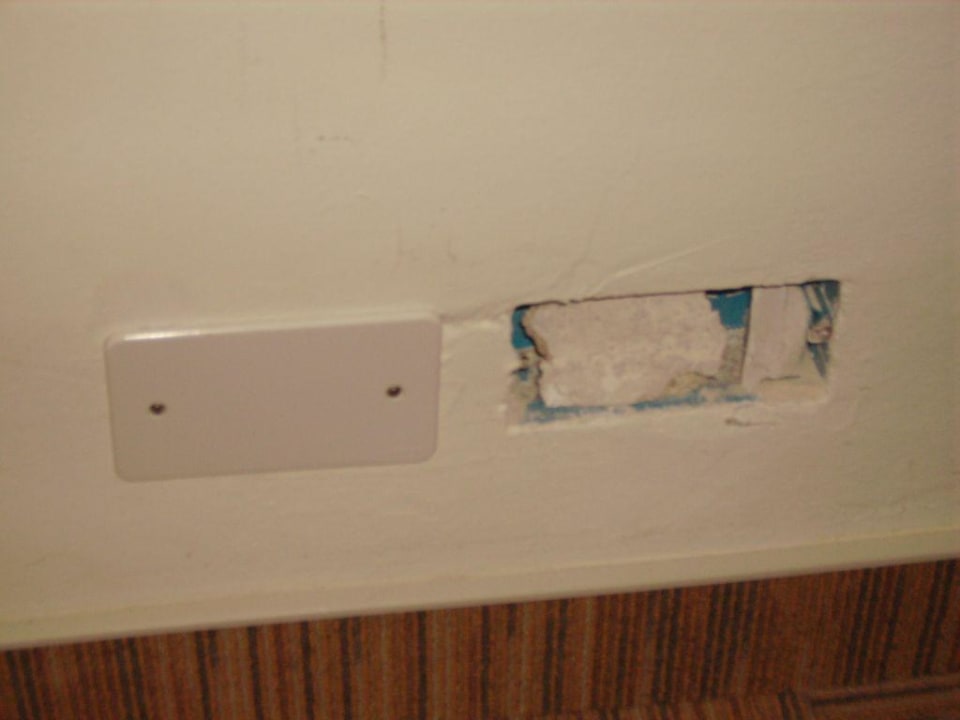 Fehlende Steckdose im Zimmer Sunny Poreč by Valamar