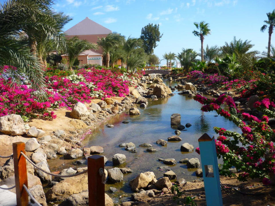 Mövenpick Resort & Spa El Gouna Mövenpick Resort & Spa El Gouna