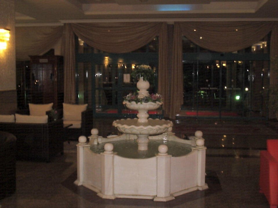 Dekoration Brunnen  Süral Saray Hotel