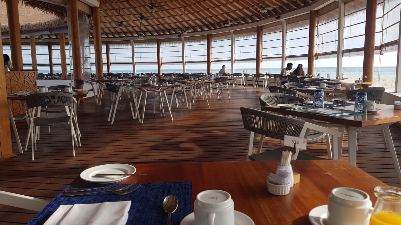 Gastro Cinnamon Velifushi Maldives