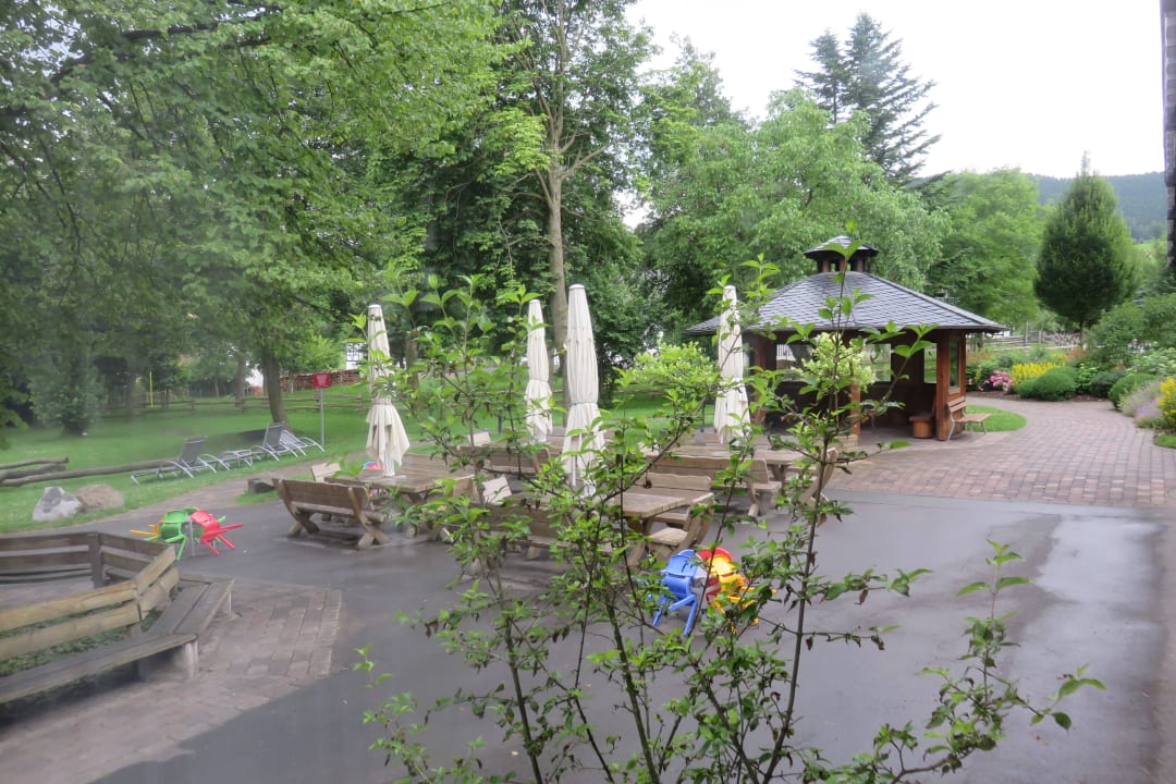 Morgentlicher Ausblick aus Zimmer Landhaus Schulte-Göbel ... das Kinderparadies