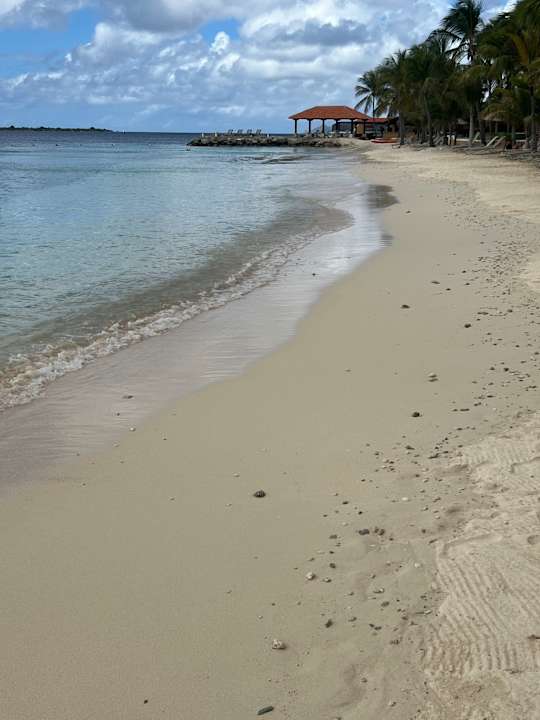 Strand Harbour Village Beach Club