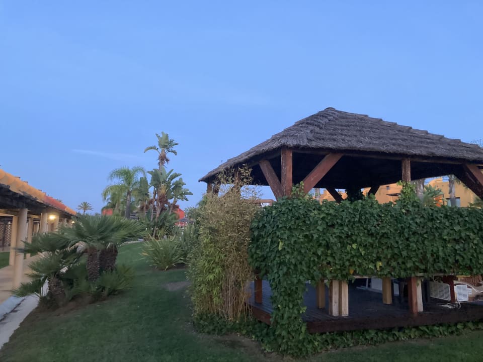 Gartenanlage NH Marina Portimão Resort